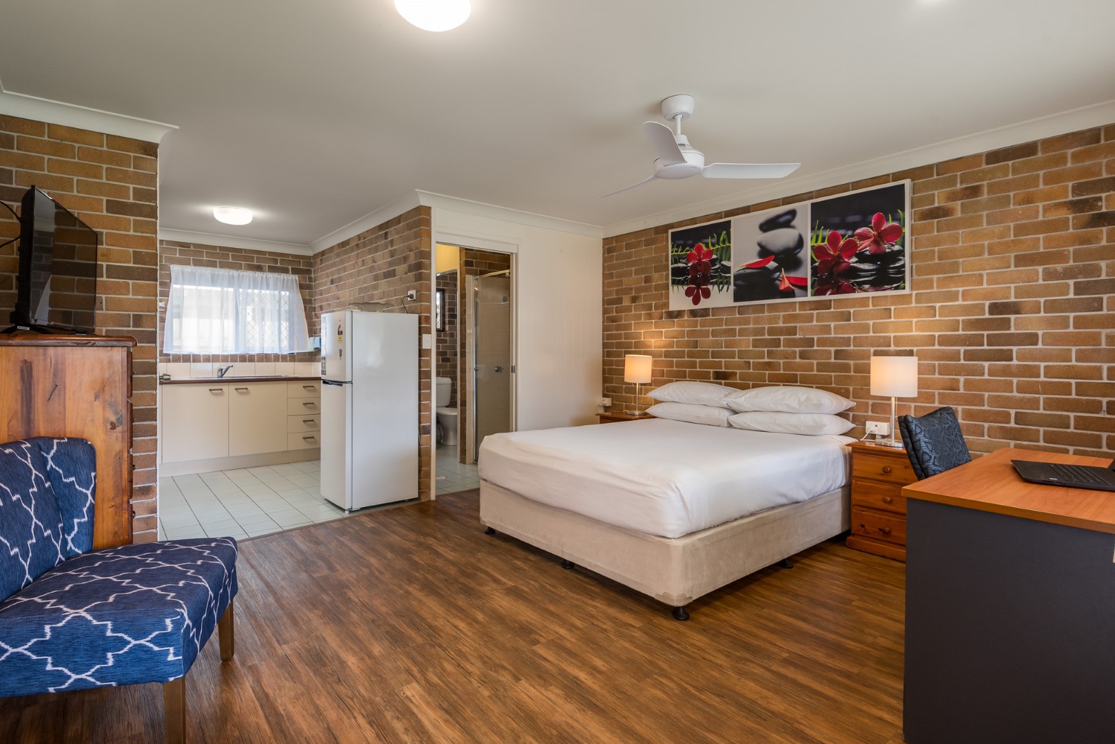 Sunshine Coast Airport Motel RM8 Overview